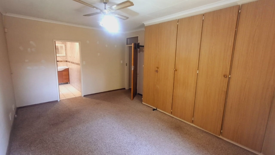 4 Bedroom Property for Sale in Vaalpark Free State